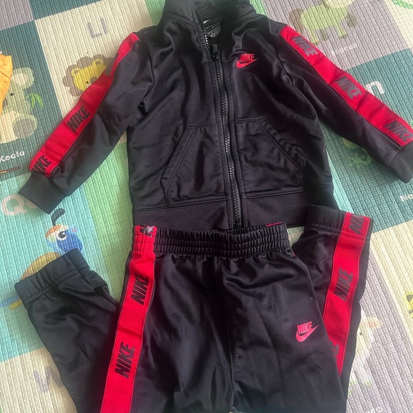Nike Black and Red Kids' Tracksuit - Picture 1 of 5